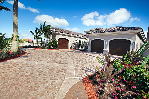 Best Professional Driveway Pavers  in Lynchburg, VA